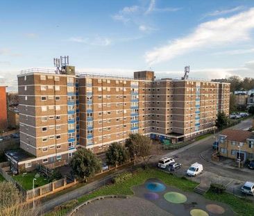 Gravesham Court, Clarence Row, Gravesend, Kent, DA12 - Photo 3