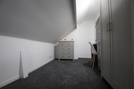 Becketts Park Crescent (), Headingley, LS6 3PH, Leeds - Photo 5