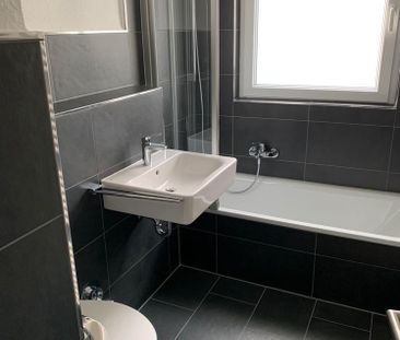 Nachmieter für 3,5 Zimmer, Bad und Gäste-WC - Photo 1