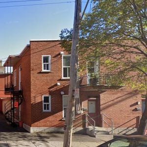 Rosemont/Petite-Patrie - 3 1/2 Rez-de-chaussée Duplex- Chambre fermée - Photo 2