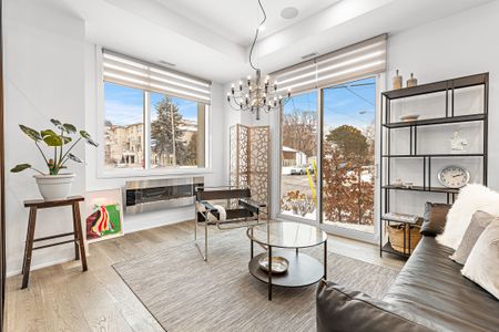 For Lease - Unit 1 - 18 Greenbriar Road, Toronto, Ontario - Photo 2