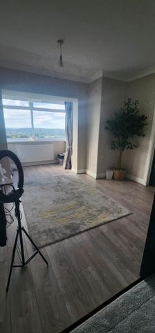 3 bedroom detached house to rent - Photo 4