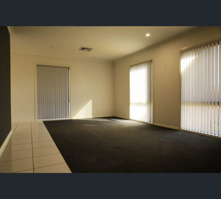 14 Condor Drive, Mildura, Vic 3500 - Photo 1