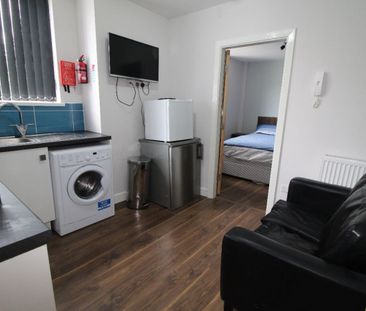 Hawkins Street, Flat, PRESTON, Lancashire PR1 7HR - Photo 2