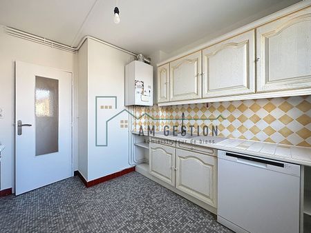 Location Appartement 4 pièces 69m² - Photo 4