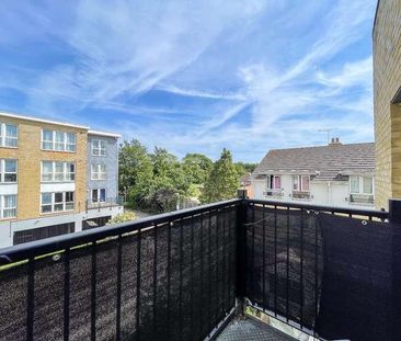 Amazon Court, Admirals Way, Gravesend, Kent, DA12 - Photo 6