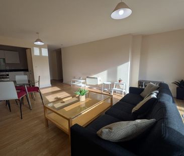 Greenslade House, Beeston, NG9 1GB - Photo 6