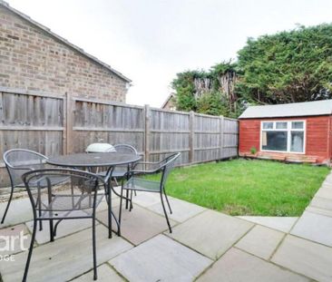 3 bedroom terraced house to rent - Photo 6