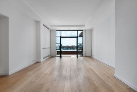 Trevor Square, Knightsbridge, SW7 - Photo 2