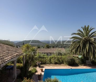 Tourrettes-sur-Loup - Villa provençale avec vue mer - Photo 2