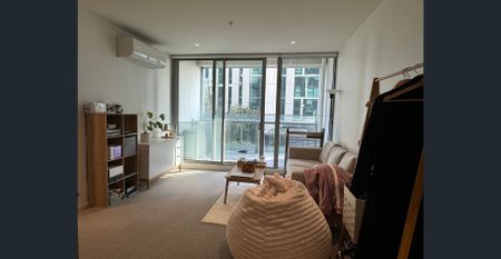 Stunning and Roomy One-Bedroom at 888 Collins - Photo 3