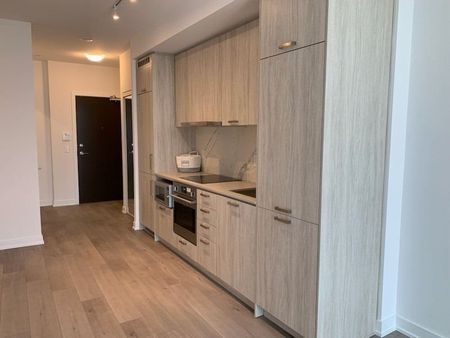 For Lease - 38 Honeycrisp Crescent Unit# 1107, Vaughan, Ontario - Photo 5