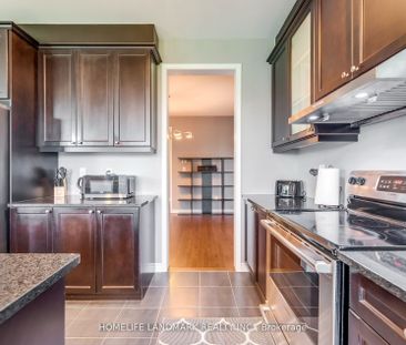 For Lease - 186 Degraaf Crescent, Aurora, Ontario - Photo 4