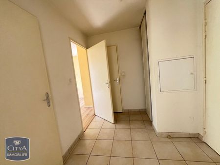 Location Appartement 2 pièces 52m² GRAND CHARMONT 25200 - Photo 3