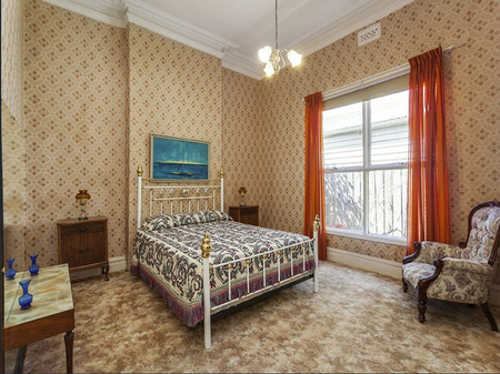 54 Shoobra Road, Elsternwick, VIC - Photo 3