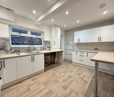 Grove Avenue, Doncaster - Photo 3