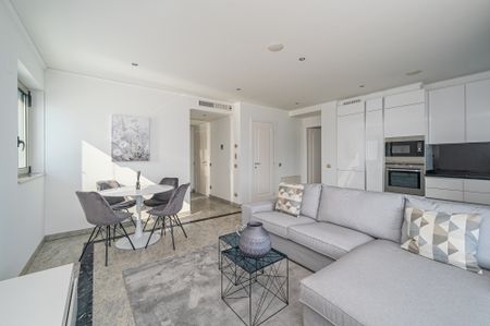 SPETTACOLARE 3.5 LOCALI AMMOBILIATO CON VISTA LAGO A PARADISO - Foto 2