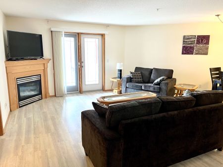224, 260 Duston Street, Red Deer - Photo 2