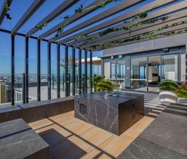 Ultra Modern, 2 storey 2 Bedroom Apartment in Prestigious Skye Resi... - Photo 5