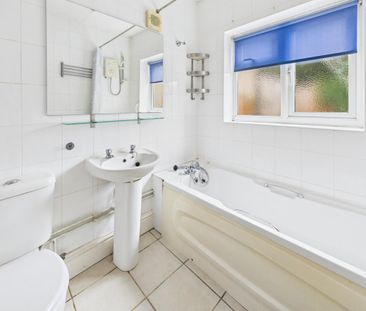 3 bedroom house - terraced to rent - Photo 3