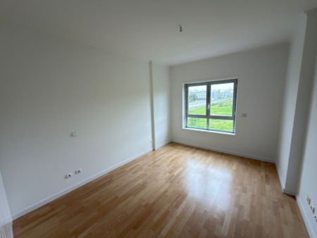 APARTAMENTO T1 NA ESTRADA DA LUZ - BENFICA | GARAGEM + ARRECADAÇÃO - Photo 3