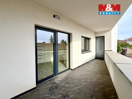 Pronájem bytu 1+kk a garsoniéry 35 m², Táborská 4566, Brno - Photo 4