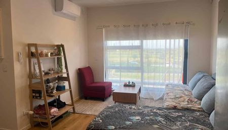 Flat Bush, 2 Bedrooms - Photo 4