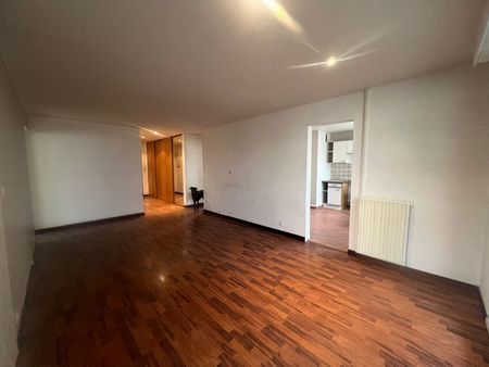 Location Appartement 4 pièces 78m² - Photo 4