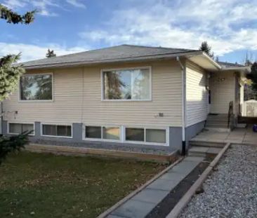 2 Bedroom Main Floor Fourplex Unit | B - 919 32 Avenue Northwest, C... - Photo 1