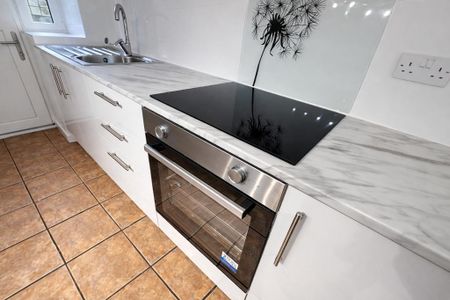 1 bedroom terraced house to rent - Photo 4