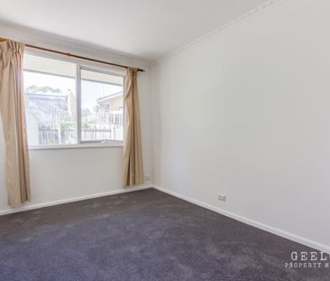 7 Olwen Ave Belmont - Photo 2