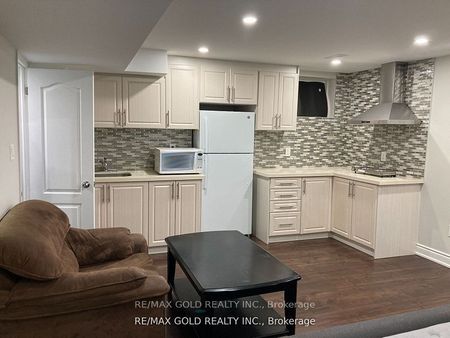 For Lease - 52 Mincing Trail Unit# Studio, Brampton, Ontario - Photo 2