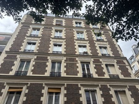 APPARTEMENT T2 A LOUER - PARIS 12EME ARRONDISSEMENT - 28.67 m - 937 € - Photo 5