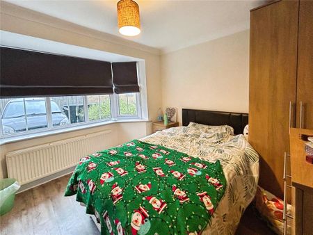 4 bedroom terraced house to rent - Photo 4