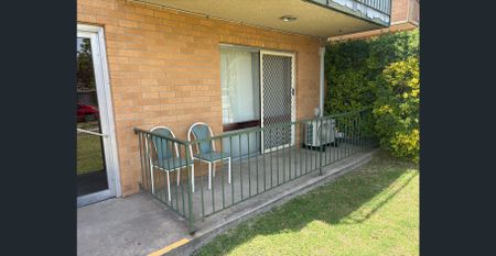 Affordable 1-Bed Apartment with Parking — Close to Everything! - Photo 3