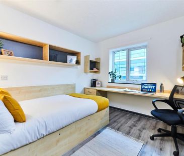 1 bedroom in a flat share to rent - Photo 6