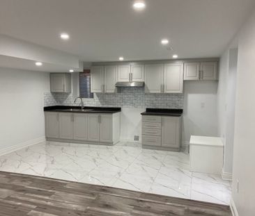 For Lease - 1368 Connaught Terrace, Milton, Ontario - Photo 2