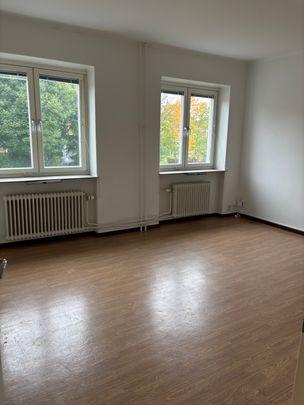 Stockholmsvägen, Norrköping - Photo 1