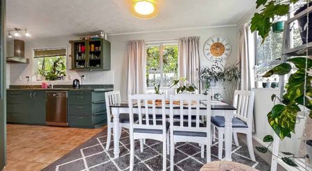 1/27 Midgley Road, West Harbour - Photo 2