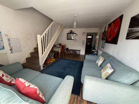 2 bedroom terraced house to rent - Photo 5