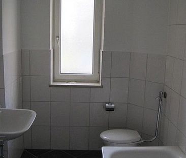 Ihre Zukunft - Ihre Wohnung: Renovierte 3 - Zimmer Wohnung mit Balkon! - Photo 5