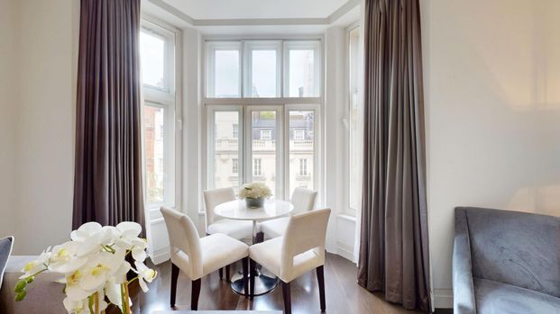 Green Street, Mayfair, W1K 6RQ, London - Photo 1