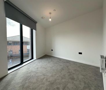 3 bedroom apartment to rent - Photo 2