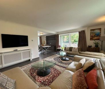 3 bedroom flat to rent - Photo 1