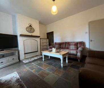 2 bedroom terraced house to rent - Photo 1