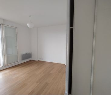 Location Appartement 2 pièces 28m² - Photo 3