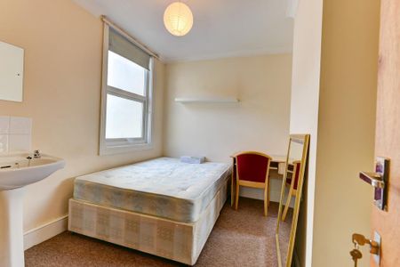 6 bedroom house to rent - Photo 5