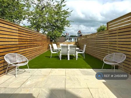 3 bedroom maisonette to rent - Photo 3