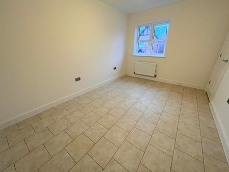 Egret Close, Preston - Photo 2