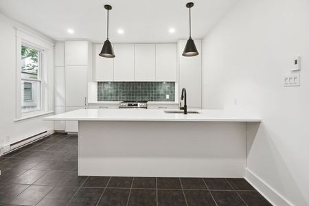 Condo for rent, Montréal (Villeray/Saint-Michel/Parc-Extension) - Photo 2